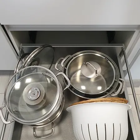 아파트 Private Apartment, Aircondition, Hd Tv Pl & De, Wifi, Garage, Fully Equipped, Near 코워브제크