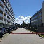 Private Apartment, Aircondition, Hd Tv Pl & De, Wifi, Garage, Fully Equipped, Near Lägenhet