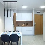 Private Apartment, Aircondition, Hd Tv Pl & De, Wifi, Garage, Fully Equipped, Near Lägenhet