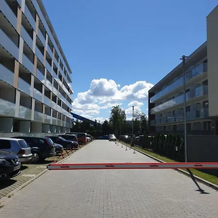 Private Apartment, Aircondition, Hd Tv Pl & De, Wifi, Garage, Fully Equipped, Near Apartment